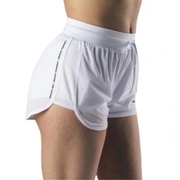 Alphalete Active Shorts white high visibility - Picture 3 of 11